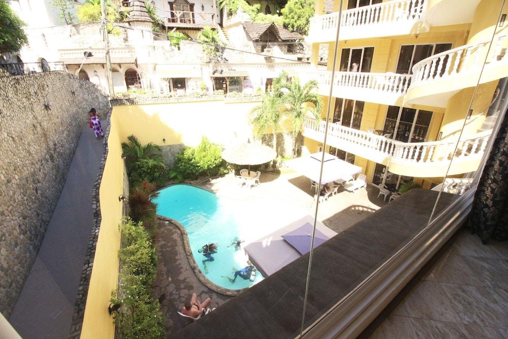 Mermaid Resort Puerto Galera Exterior photo