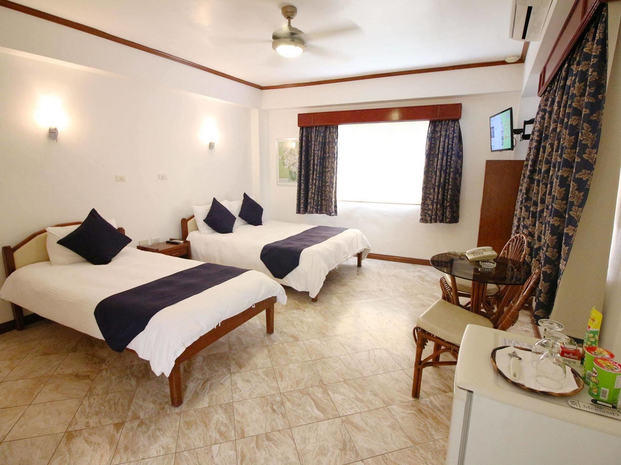 Mermaid Resort Puerto Galera Exterior photo