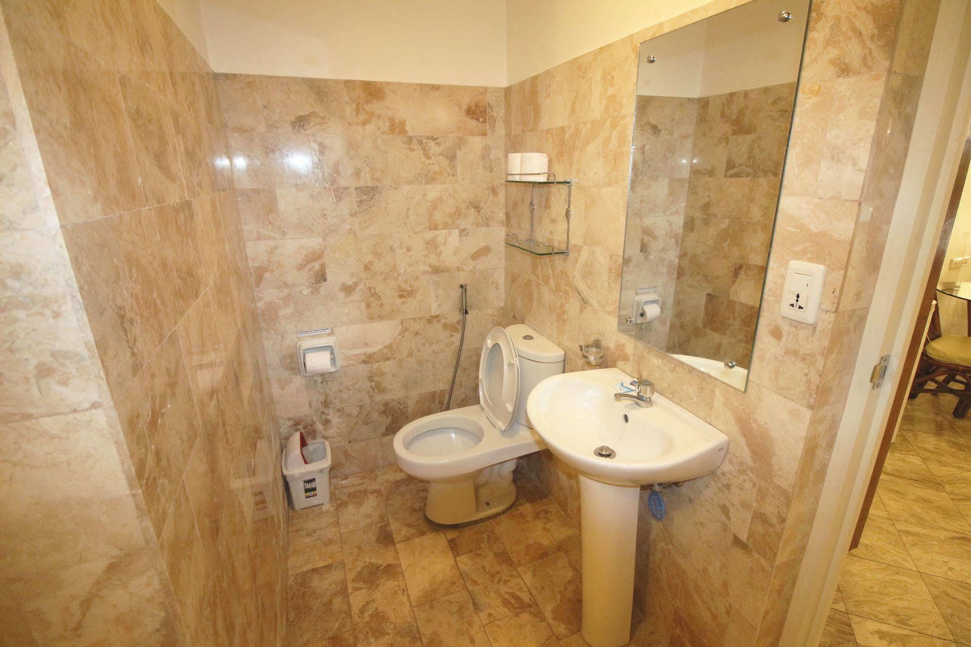 Mermaid Resort Puerto Galera Exterior photo